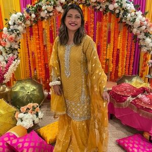 Luxury Pret Pakistani 3 pcs dress 19" chest by 39" length